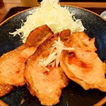 黄金色の豚 - 料理写真:生姜焼き