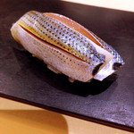 鮨 はしもと - 小肌。トレビアン♪。