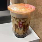 ゴンチャ - ドリンク写真:黒糖烏龍ミルクティータピオカトッピング