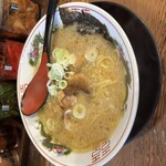 豚吉 - 