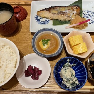 口コミ一覧 : 京都石塀小路豆ちゃ 有楽町 （キョウトイシベコウジ