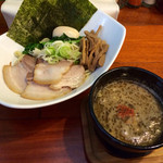 ラーメンめろう - つけ麺 全景