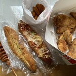 ケンタッキー フライドチキン - 料理写真:パン屋さんのパン&とりの日パック