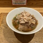 鶏と鮪節 麺屋勝時 - 