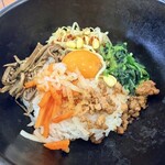石焼ビビンパ - ビビンパ