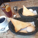 支留比亜珈琲店 - 料理写真:特製ブレンド珈琲¥520-とアイスレモンティー¥520-