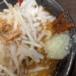 一二三の夜明け。 - 豆板醤とニンニク
