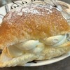 SWEETS SANTA - シュークリームパイ　370円