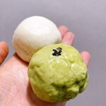 川村屋賀栄 - 料理写真:宇治饅頭＆瀬戸川饅頭