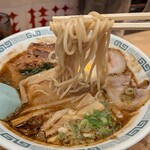 桂花ラーメン - 料理写真:桂花ラーメン太肉トッピングの麺アップ