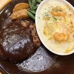 ジョナサン - 料理写真:ハンバーグ&海老のペンネグラタン