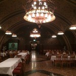 Wiener Rathauskeller - いわゆるビアホール的な感じ？