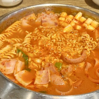 新大久保ブデチゲ_0