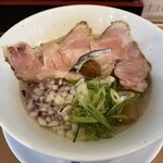 中華ソバ あそぶ龜 - 料理写真: