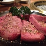 焼肉トラジ 銀座8丁目店 - 生タン塩