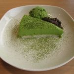 Ohitsugohanshirokujichuu - ひんやり宇治抹茶ケーキ、宇治抹茶アイス添え(2014.09)