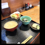 割烹 金藤 - 海老天丼定食サイド　　byまみこまみこ