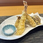 鮨 玉かがり 天ぷら 玉衣 - 