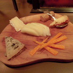 MIMOLETTE - チーズはミモレット、青カビなど。