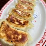 宝来軒 - 餃子@500円  デカい！中身はとてもジューシー！ほとばしる肉汁！