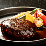 鉄板dining88 - 料理写真:ハンバーグ