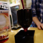 Sumiyakiya Maruwa - こぼれ升ワイン赤￥480