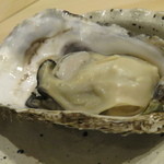 鮨 心白 - 東松島の牡蠣　なんとサイズで１年物っ！