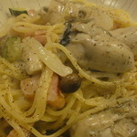 みくり - 牡蠣とベーコンのクリームスパゲティー