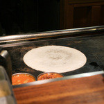 南インド家庭料理 カルナータカー - ドーサはクレープの様に焼き上げます☆