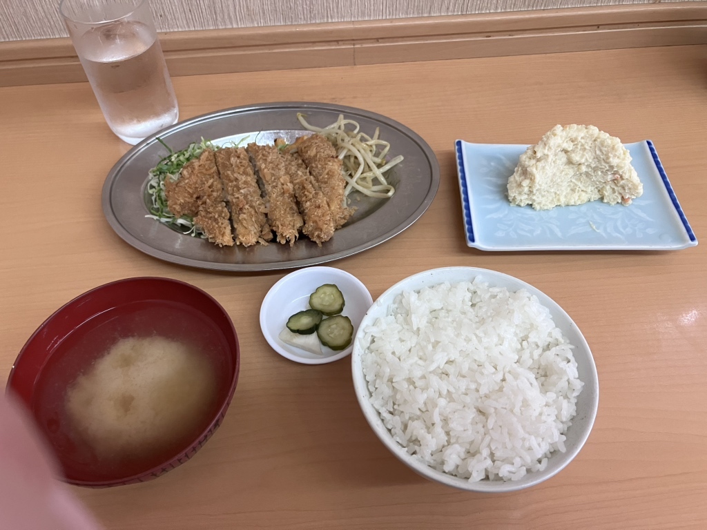 食堂 お すず