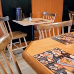 鮨とおでん＆ - 店内