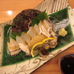 味処 大丸 - 芦屋産アワビ 1600円/100g