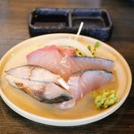 食堂 高架橋 - 