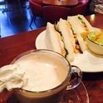 ケーズ アルバーマー - カフェモーニング