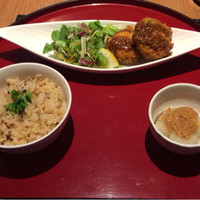 麓屋 京王プラザホテル - ビジネス御膳　茄子の肉詰めと変わりご飯