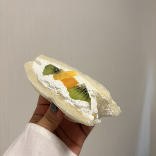ビー! フルーツ サンドイッチ_1