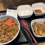 吉野家 - 料理写真:味が濃すぎ&つゆダク過ぎた
