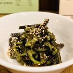 スタンディング　８オンス - ① 200円：ワラビのナムル
