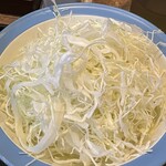 松屋 - サラダはキャベツのみに！