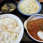 松屋 - 料理写真:うまトマロースかつ定食！クーポン利用で790円税込