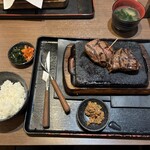 感動の肉と米 - 料理写真:◯ハラミステーキセット　1,200円