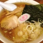 味の横綱 - 白ラーメン(580円)＋大盛り(1.5倍・100円)