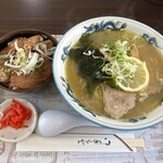 東京ラーメン はなはな - 料理写真: