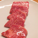 焼肉家 KAZU 神楽坂 - サーロイン使用のカルビ！