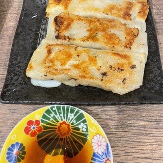 立ち飲み餃子 大笑_1
