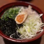 博多やさい巻き串屋 ねじけもん - 本格的な鳥塩ラーメン。