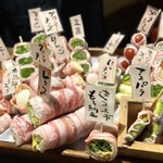博多やさい巻き串屋 ねじけもん - あまり人に教えたくなく、本当に普段使いの店舗。何食べても美味いし、やりすぎてなく、酒が美味いアテばかりのお気に入り。今日のオススメ串はテンション上がります。