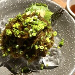 博多やさい巻き串屋 ねじけもん - もずくで一番美味い食べ方はこれでした。
