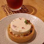 カフェ ラーチ - レアチーズのタルト