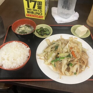 美食小屋_1